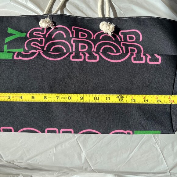 Weekend Bag - Picture 7 of 8